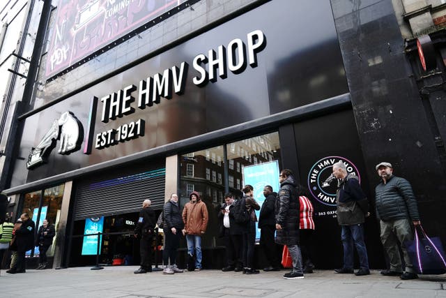 Members of the public queue up outside the new HMV store on Oxford Street (Aaron Chown/PA)