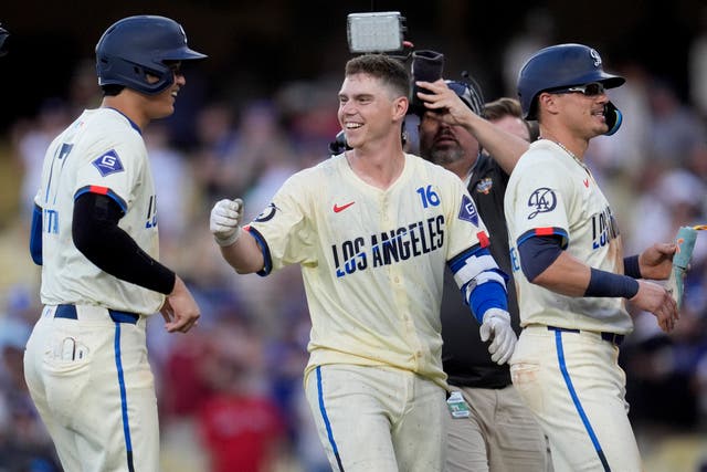 MEDIAS ROJAS-DODGERS