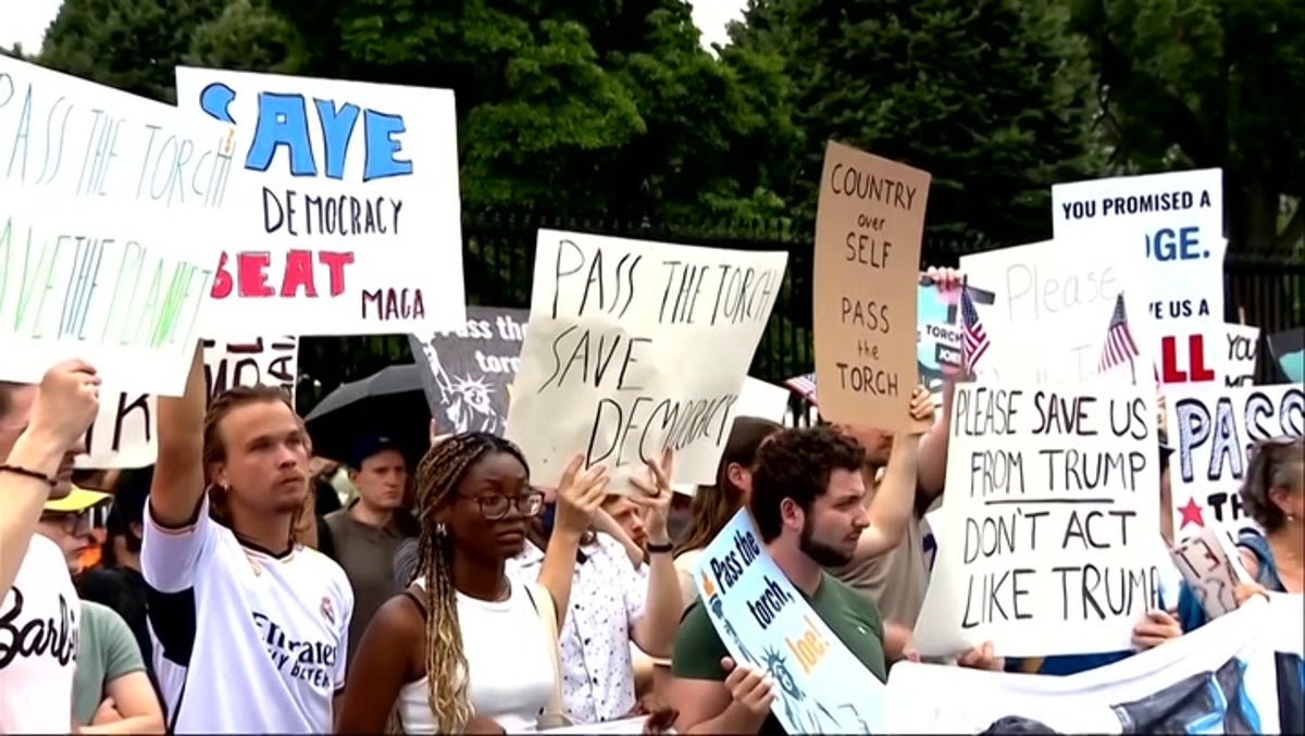 Protesters outside White House call for Biden to ‘pass the torch’