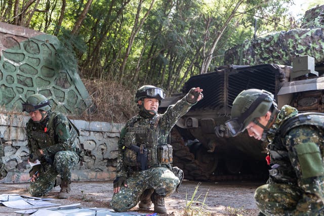 <p>This handout photo taken and released on July 22, 2024 by the Taiwan Military News Agency shows Taiwanese soldiers taking part in drills during the annual Han Kuang Exercise on the Penghu Islands</p>
