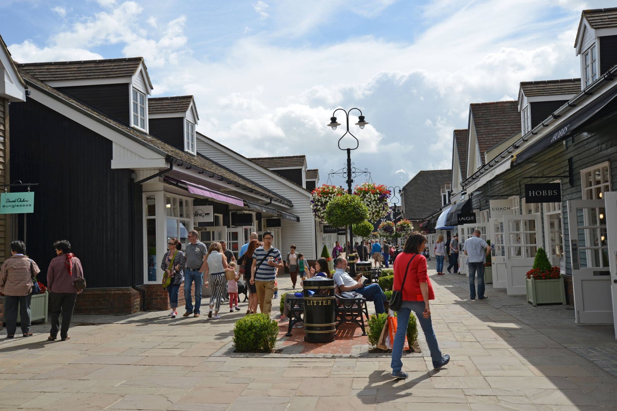Hammerson sells £1.5bn stake in Bicester Village owner