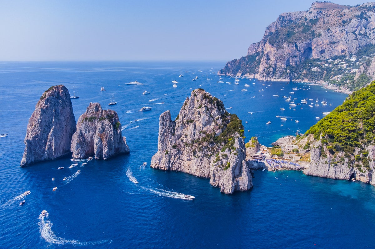 Tourists to be blocked from sailing too close to Capri with plans for shoreline barrier