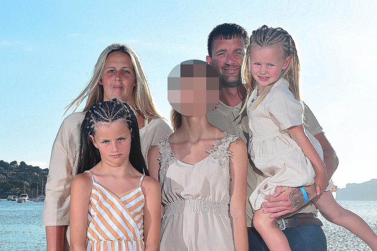 Four members of same family killed in horror car crash that left girl ...