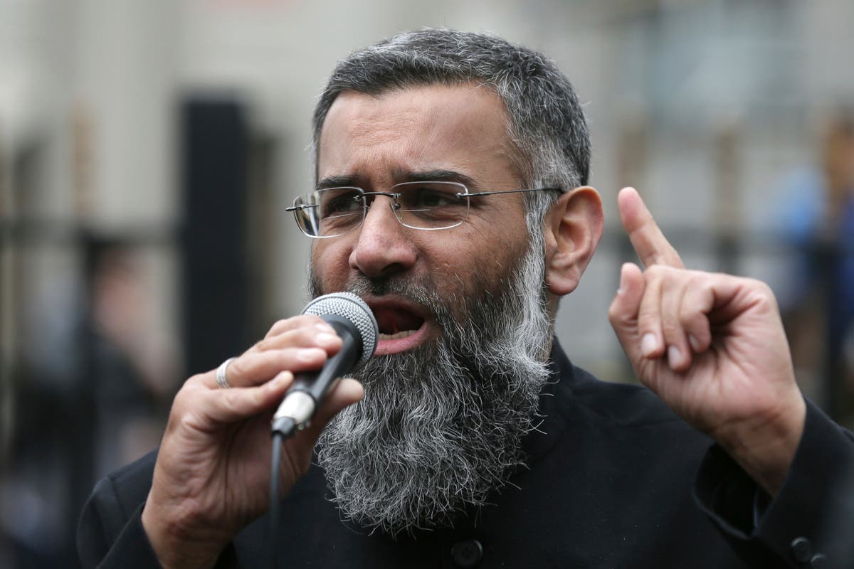 Radical British preacher Anjem Choudary convicted of directing a terrorist group