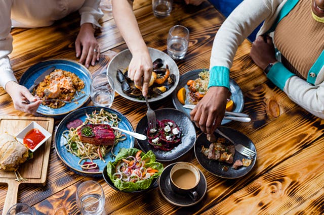 <p>Man refuses to share food with his pregnant friend</p>