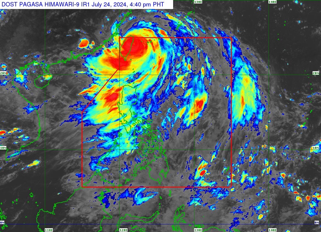 Latest satellite images show Typhoon Gaemi approaching Taiwan