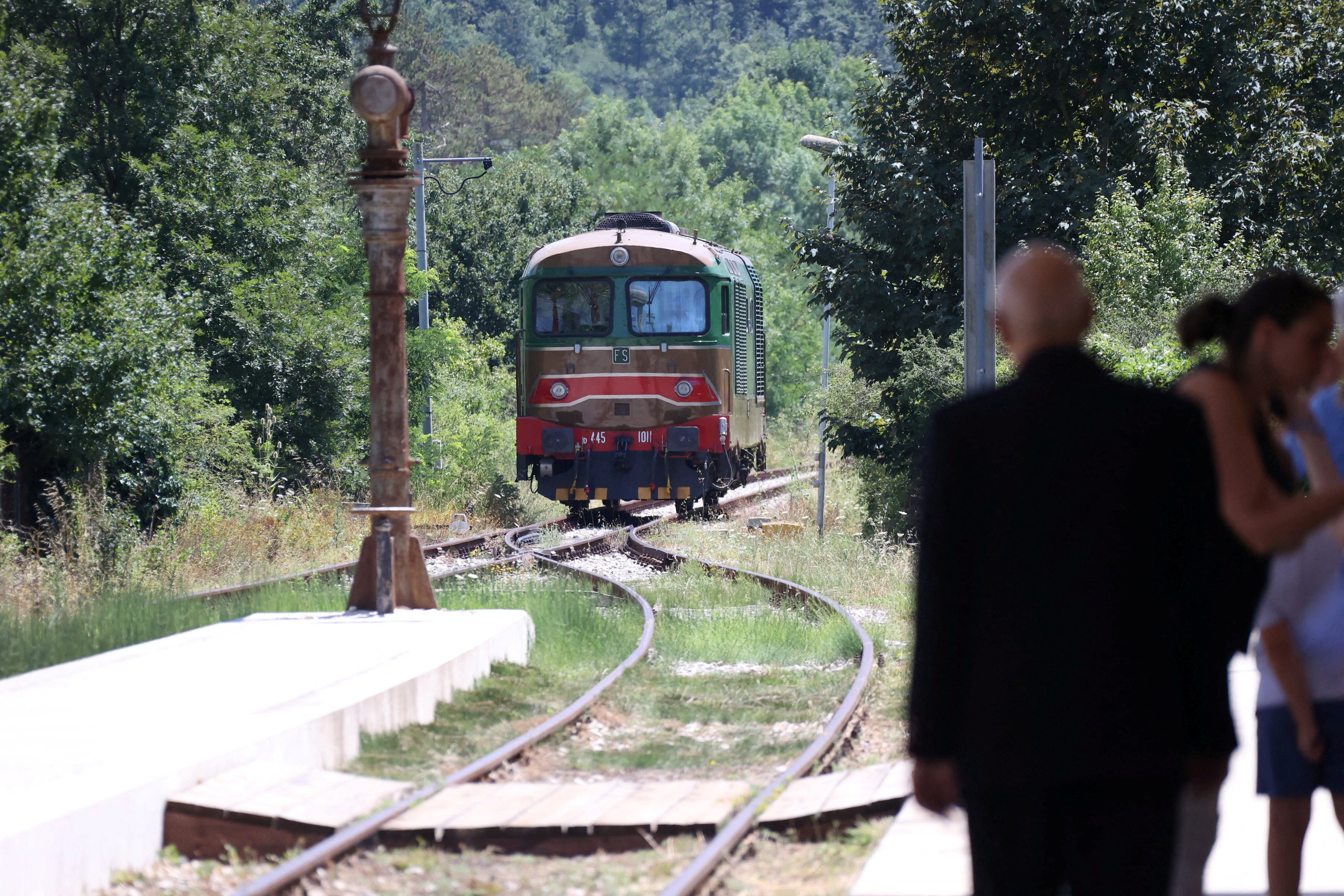 A vintage train that runs on the ’Transiberiana’ line as part of the ‘Timeless Tracks’ project