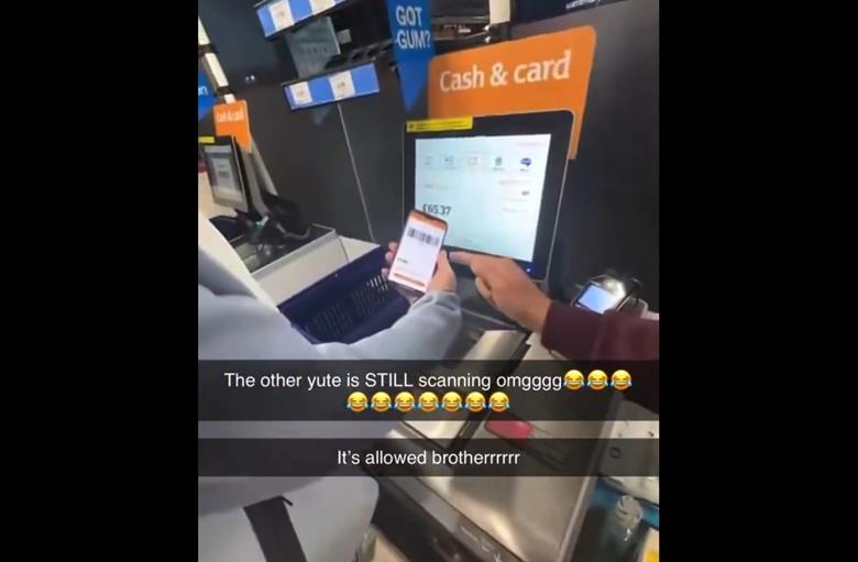 A clip from a TikTok video showing the Sainsbury’s ‘hack’ as a staff member confronts a shopper