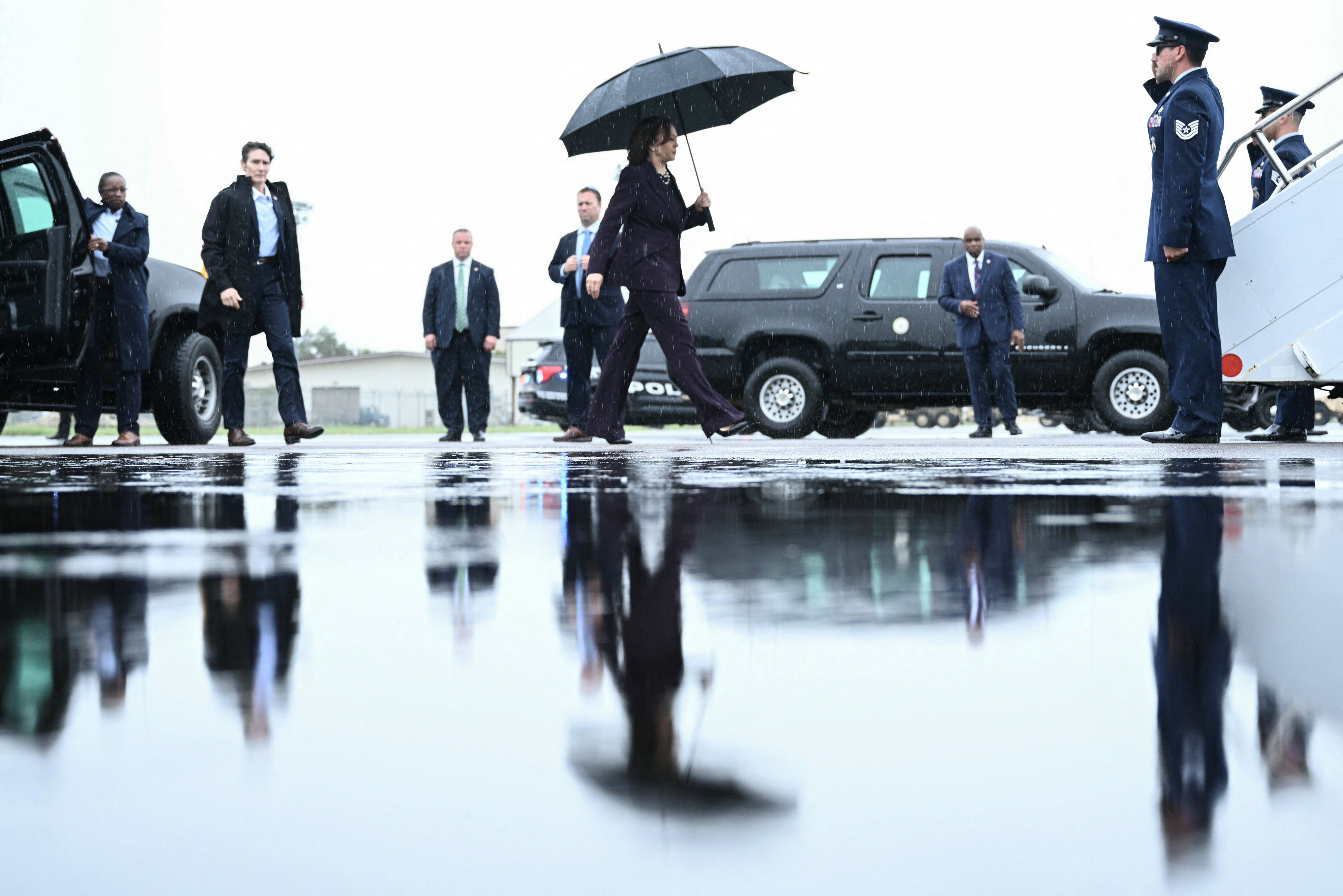 Democratic presidential candidate and Vice President Kamala Harris boards Air Force Two as she departs from Ellington Airport in Houston, Texas, July 25, 2024