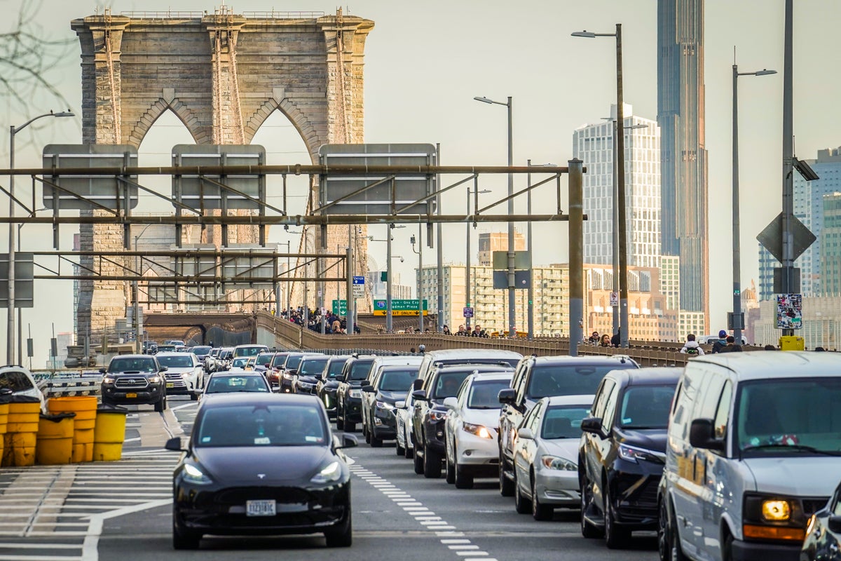 Transit and environmental advocates sue NY governor over decision to halt Manhattan congestion toll