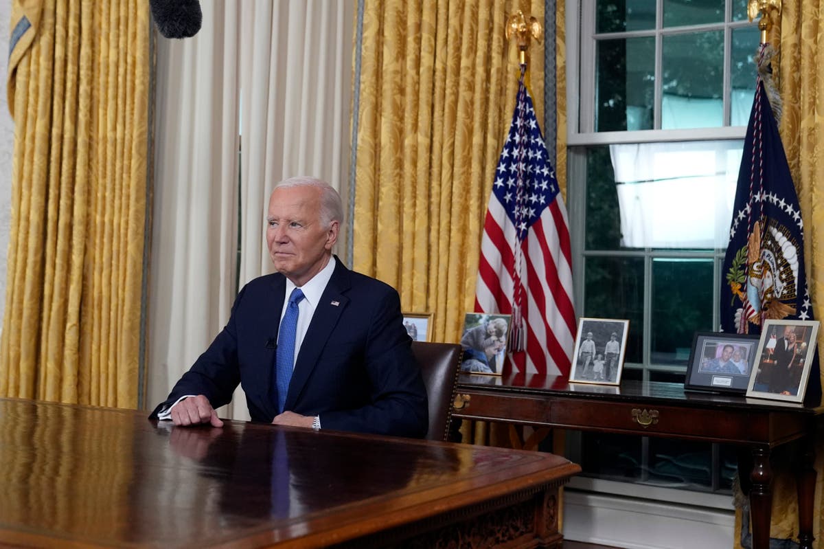 Biden unveils plans to overhaul Supreme Court and strip presidential immunity