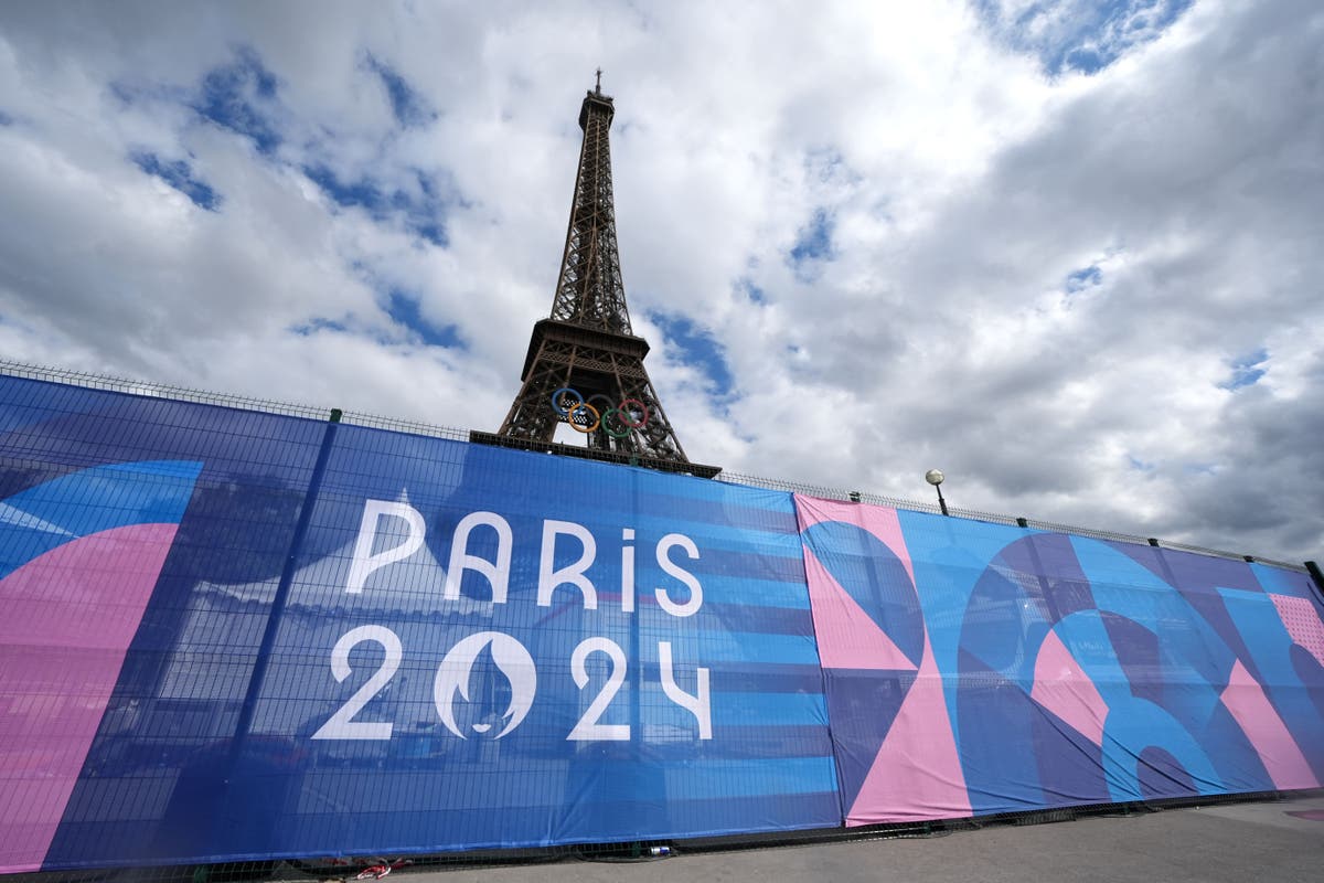 Paris prepares for an Olympics opening ceremony like no other on the River Seine