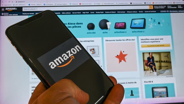 <p>Los trabajadores de Amazon se declaran en huelga para exigir responsabilidades a la empresa por “abusos laborales” </p>