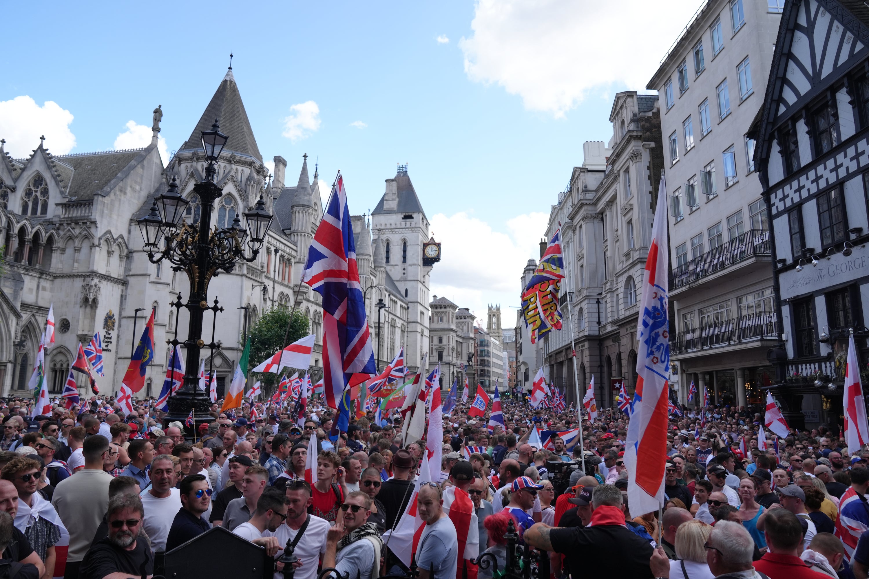 Thousands of protesters could be seen filling the Strand wearing clothing and holding flags depicting the Union, English, Scottish and Welsh flags