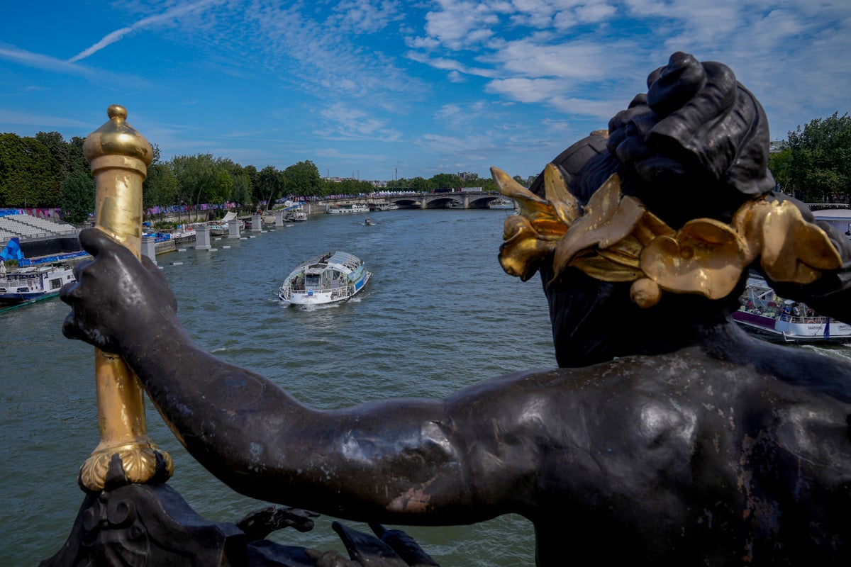 Triathlon cancels Olympic swim training for the second day over poor water quality in the Seine