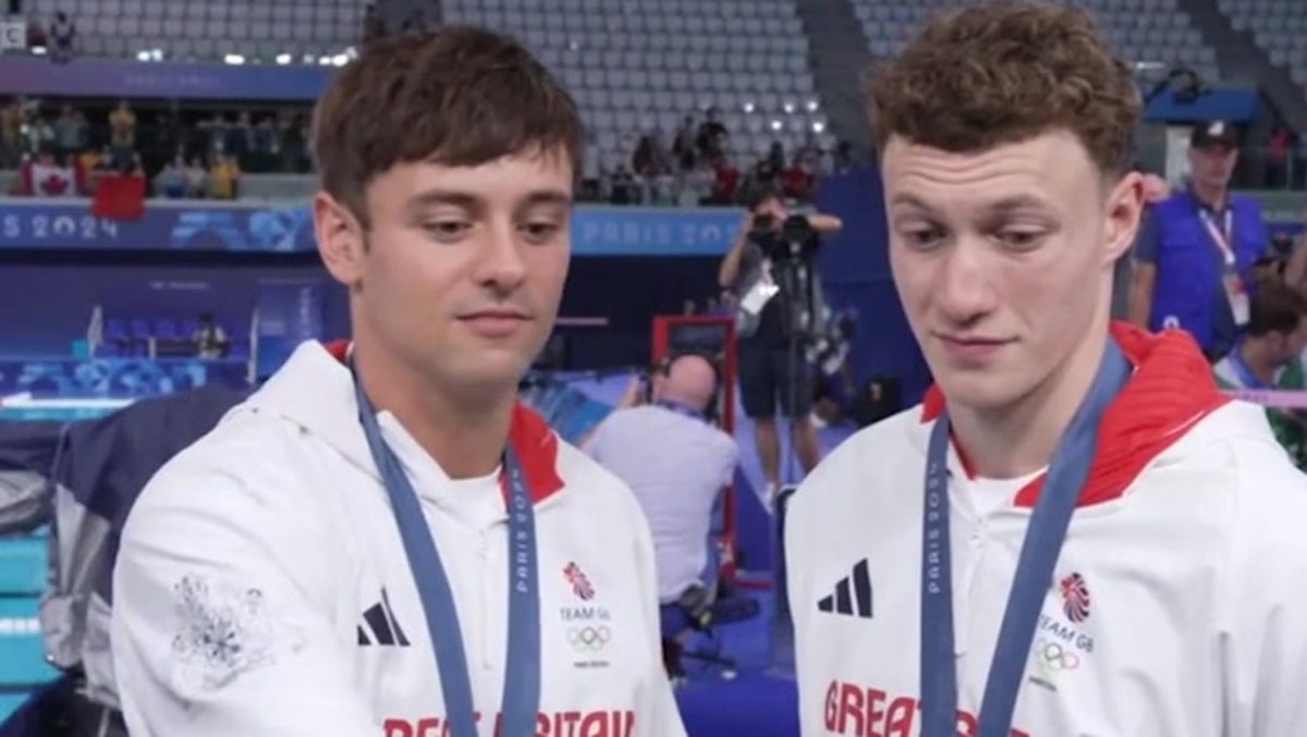 Tom Daley’s son throws juice cup to father as he reacts to silver medal win