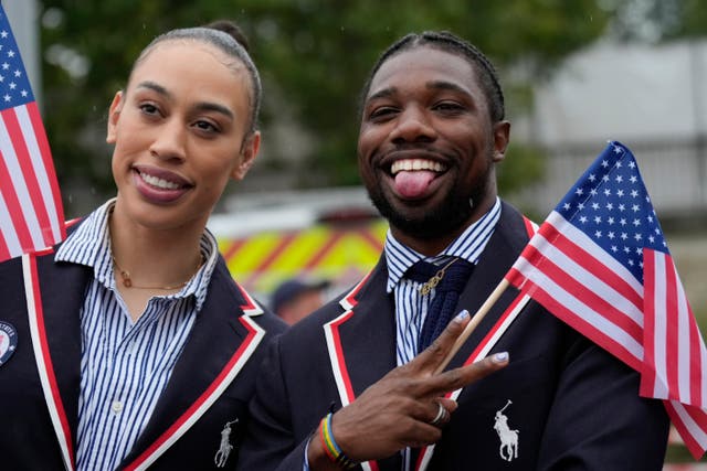 PARÍS NOAH LYLES