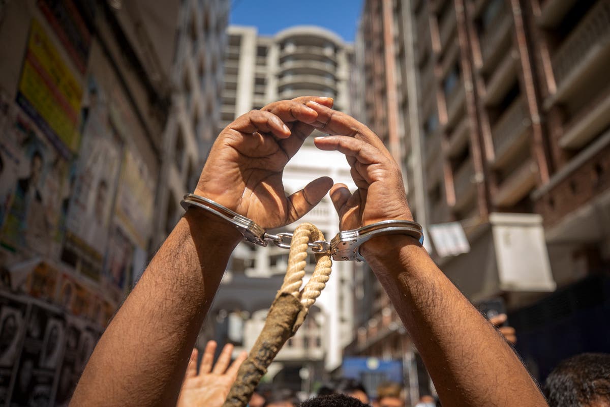 Bangladesh mourns some 200 deaths as student protests wind down and thousands are arrested