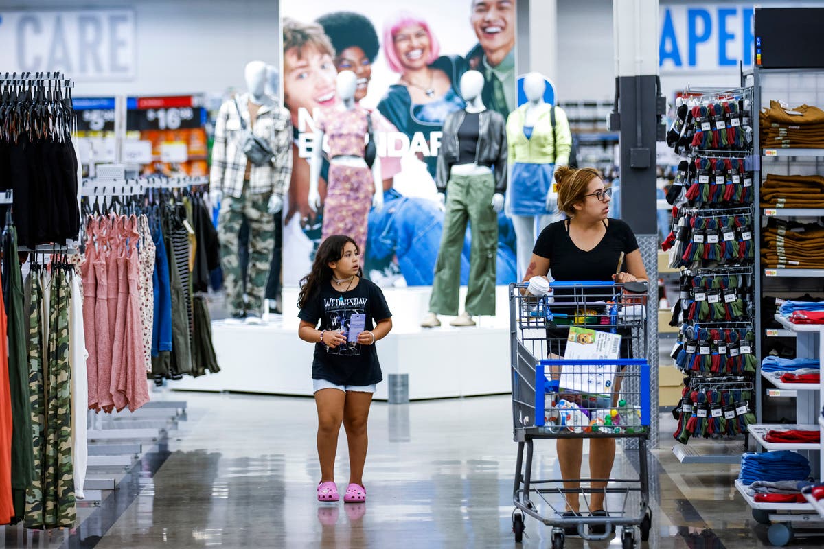 What stores are open and closed on Labor Day?