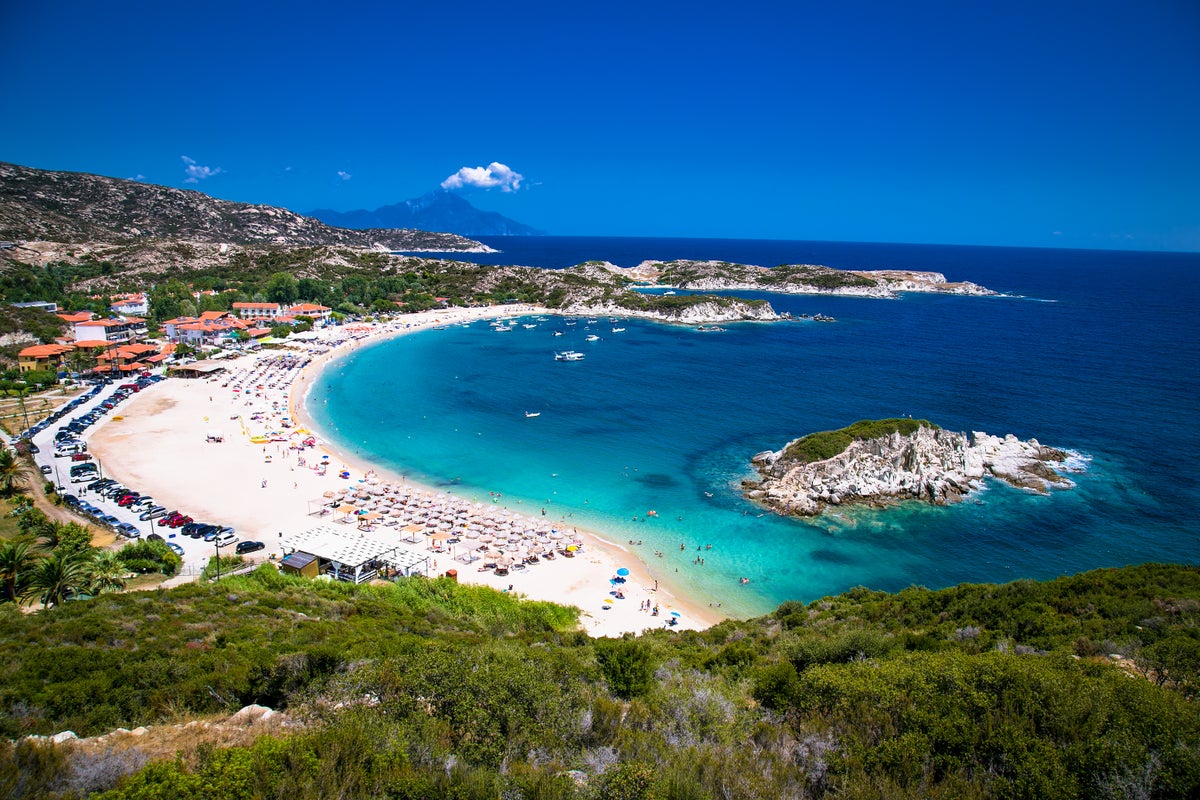 Greece fines businesses £600,000 for breaking strict beach rules 