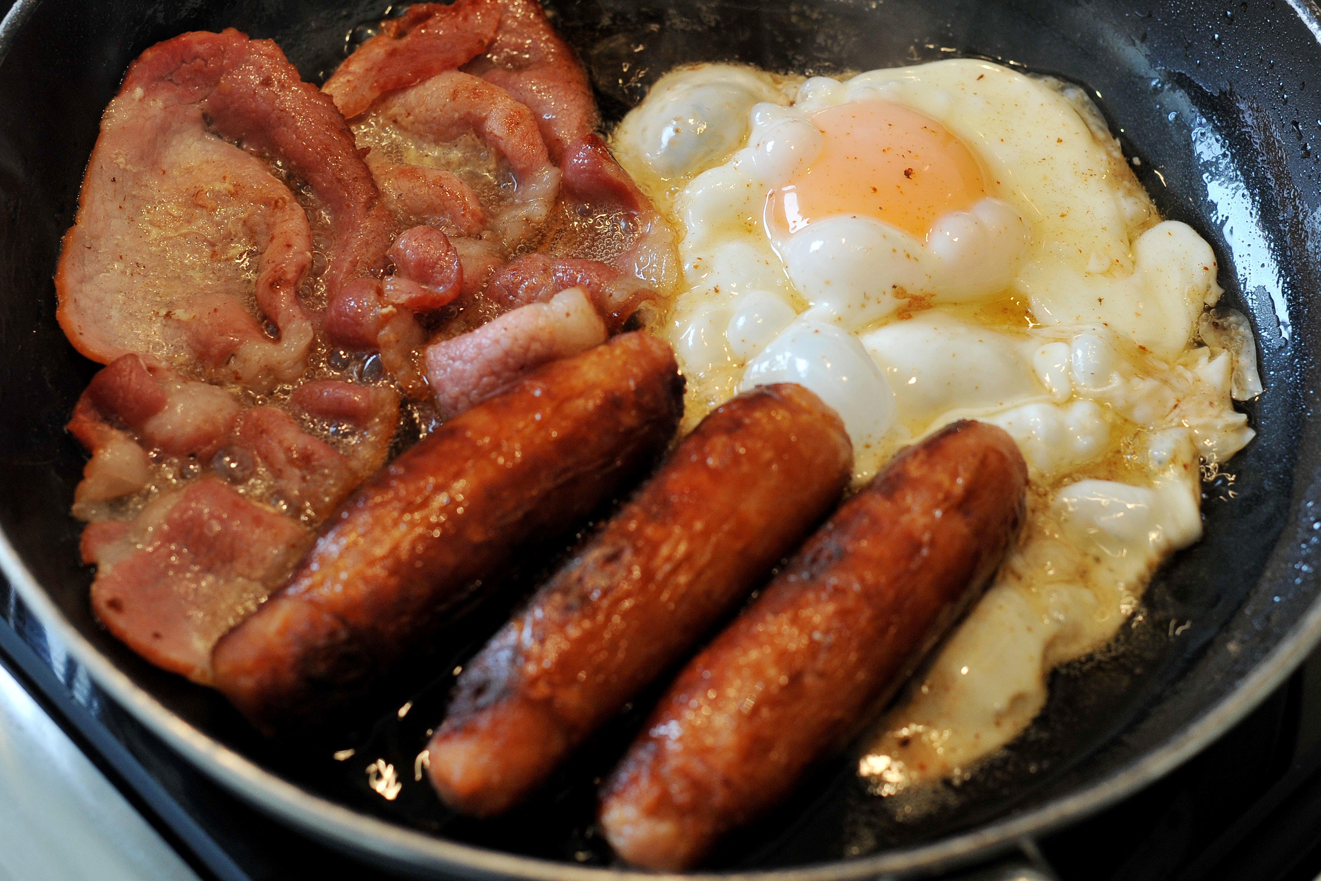 A new study has examined processed red meat consumption and a person’s risk of dementia (PA)