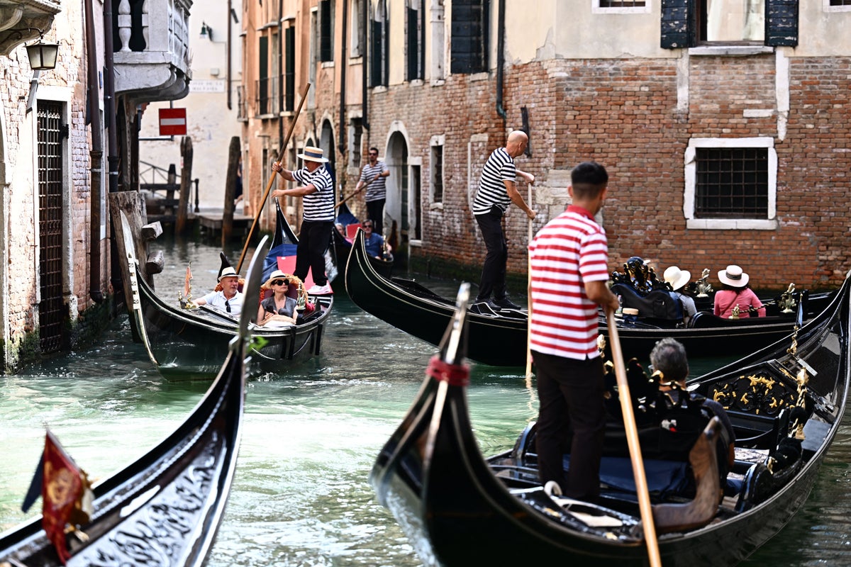 Venice welcomes even stricter tourism rules – but some say it must go further 