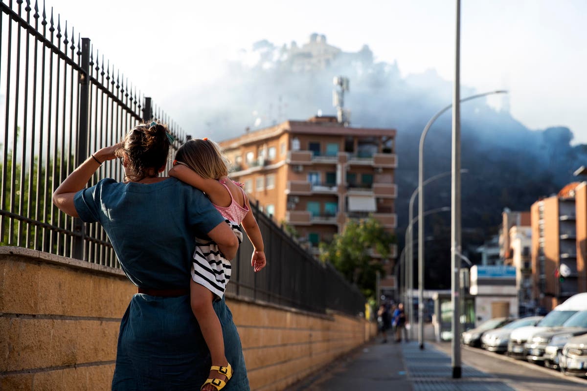 Fire forces evacuations in Rome as large parts of Europe burns