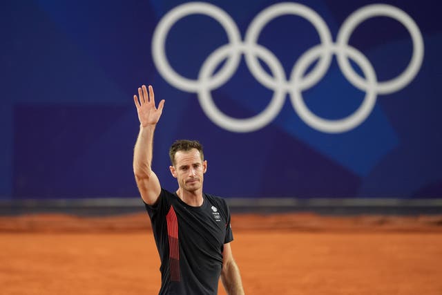 Andy Murray salutes the fans at Roland Garros (Martin Rickett/PA)