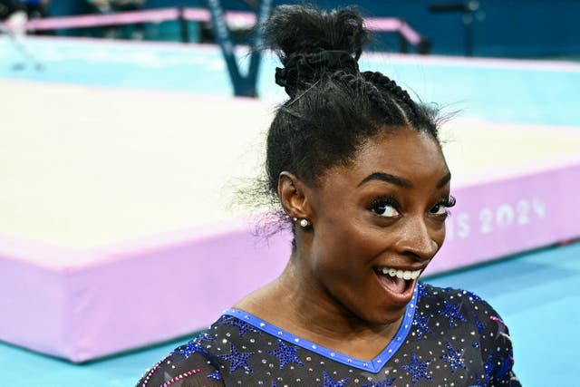 <p>Simone Biles dice que le encanta su “trabajo de negra” en una evidente burla hacia Donald Trump</p>