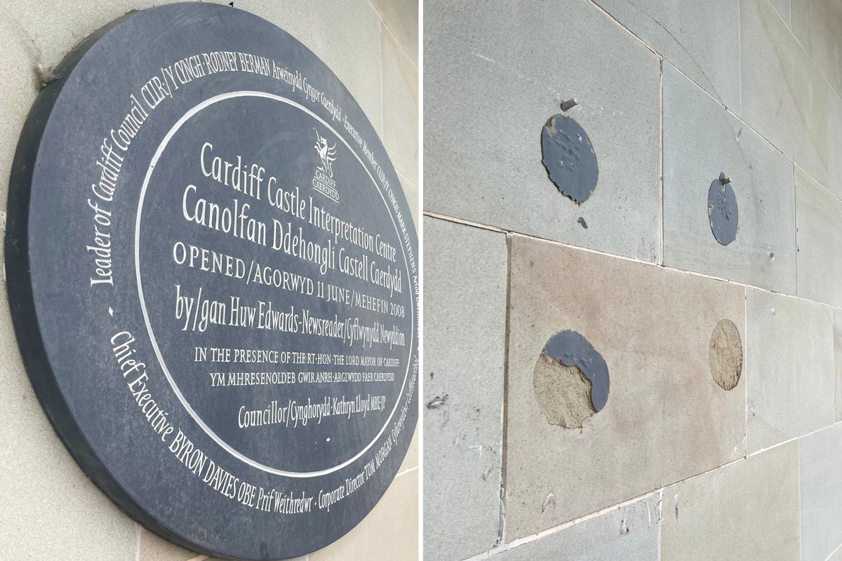 Huw Edwards plaque removed from Cardiff Castle walls 