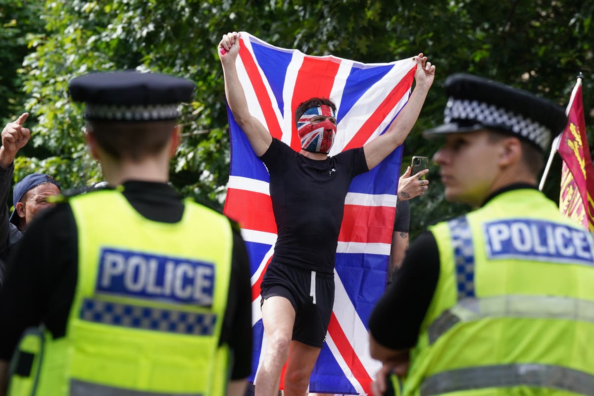 UK protests and riots live Far right violence erupts in Manchester and