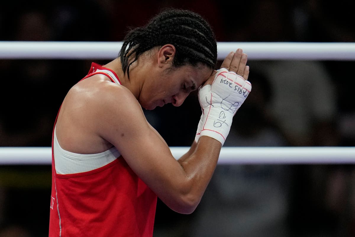 Olympic fans cheer on Imane Khelif during win after she faced days of online abuse