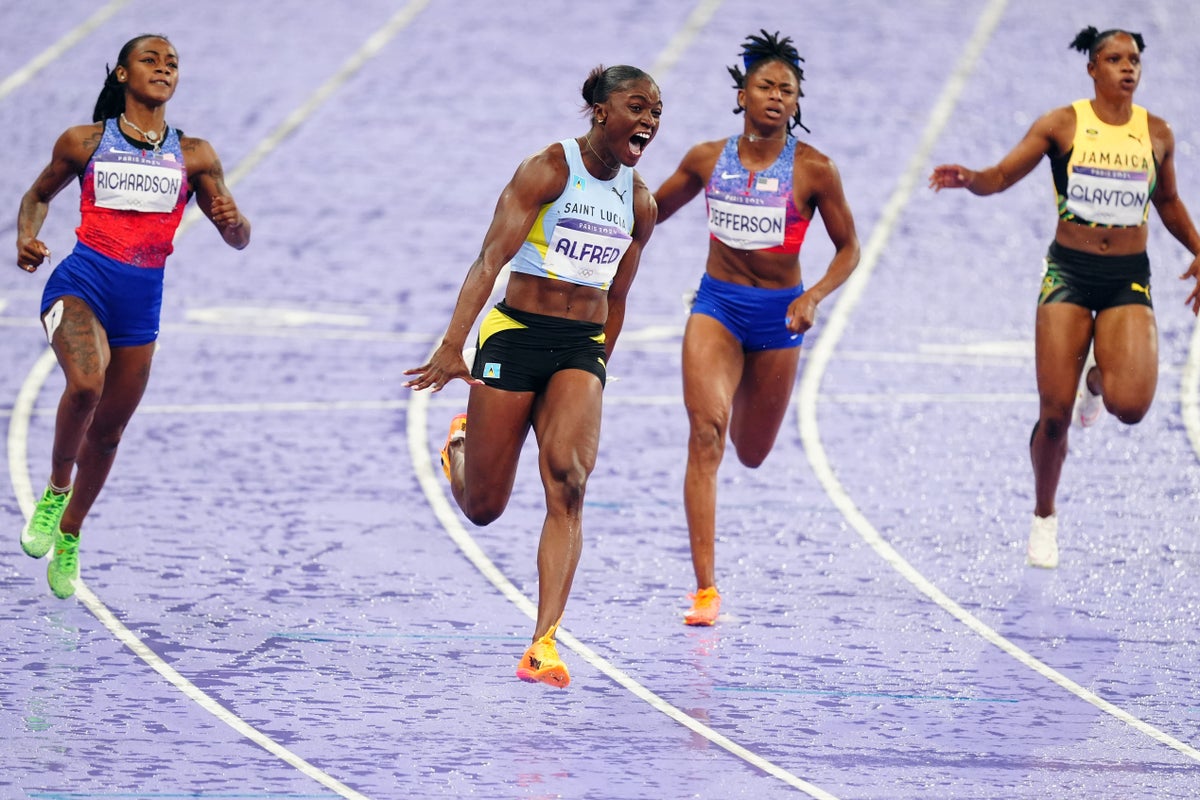 St Lucia’s Julien Alfred storms to 100m gold as Daryll Neita comes fourth