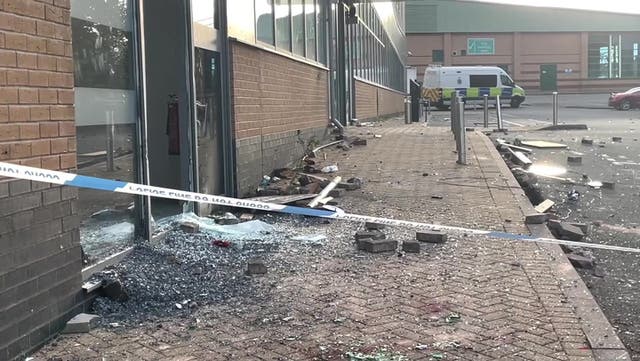 <p>Holiday Inn windows smashed with petrol bombs as video shows aftermath of Tamworth riots.</p>