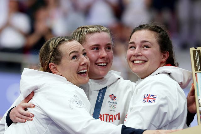 <p>Gold medalists Katy Marchant, Sophie Capewell and Emma Finucane of Team Great Britain celebrate</p>