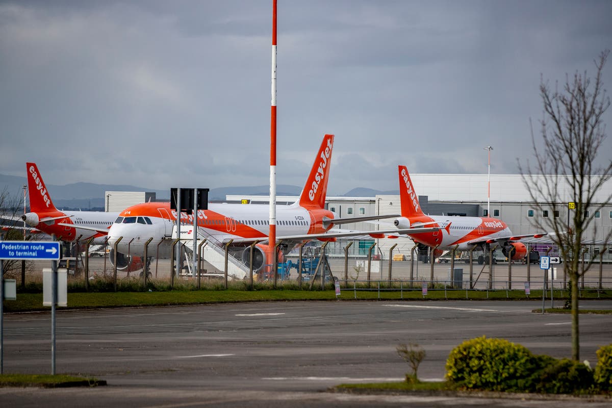 Summer holiday nightmare as hundreds of EasyJet flights cancelled at the last minute