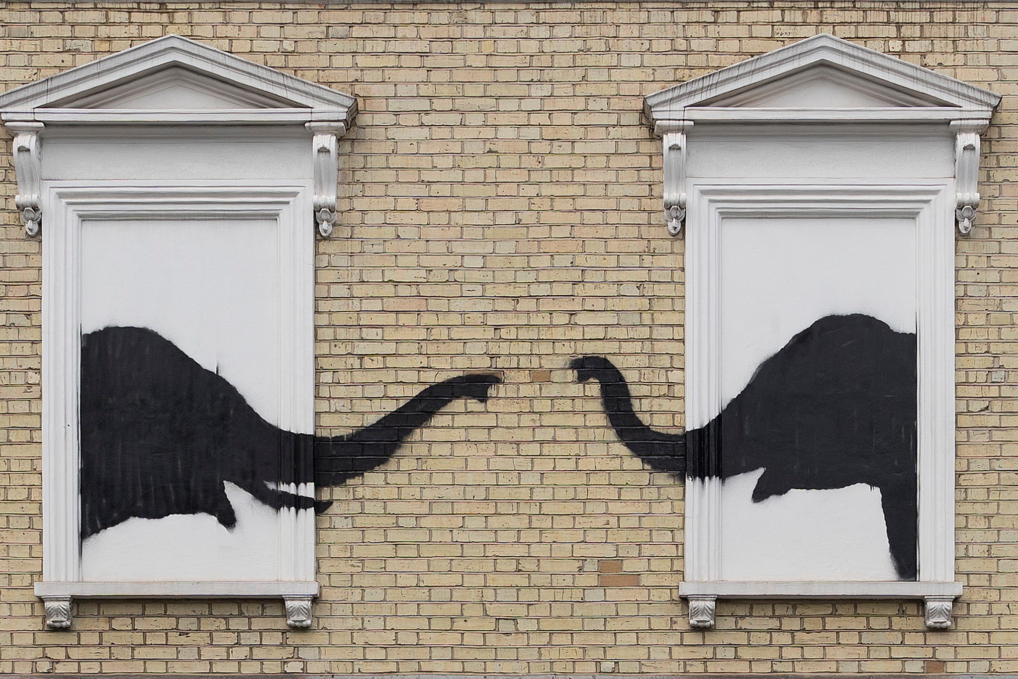 The new Banksy artwork near Chelsea (Pest Control/PA)