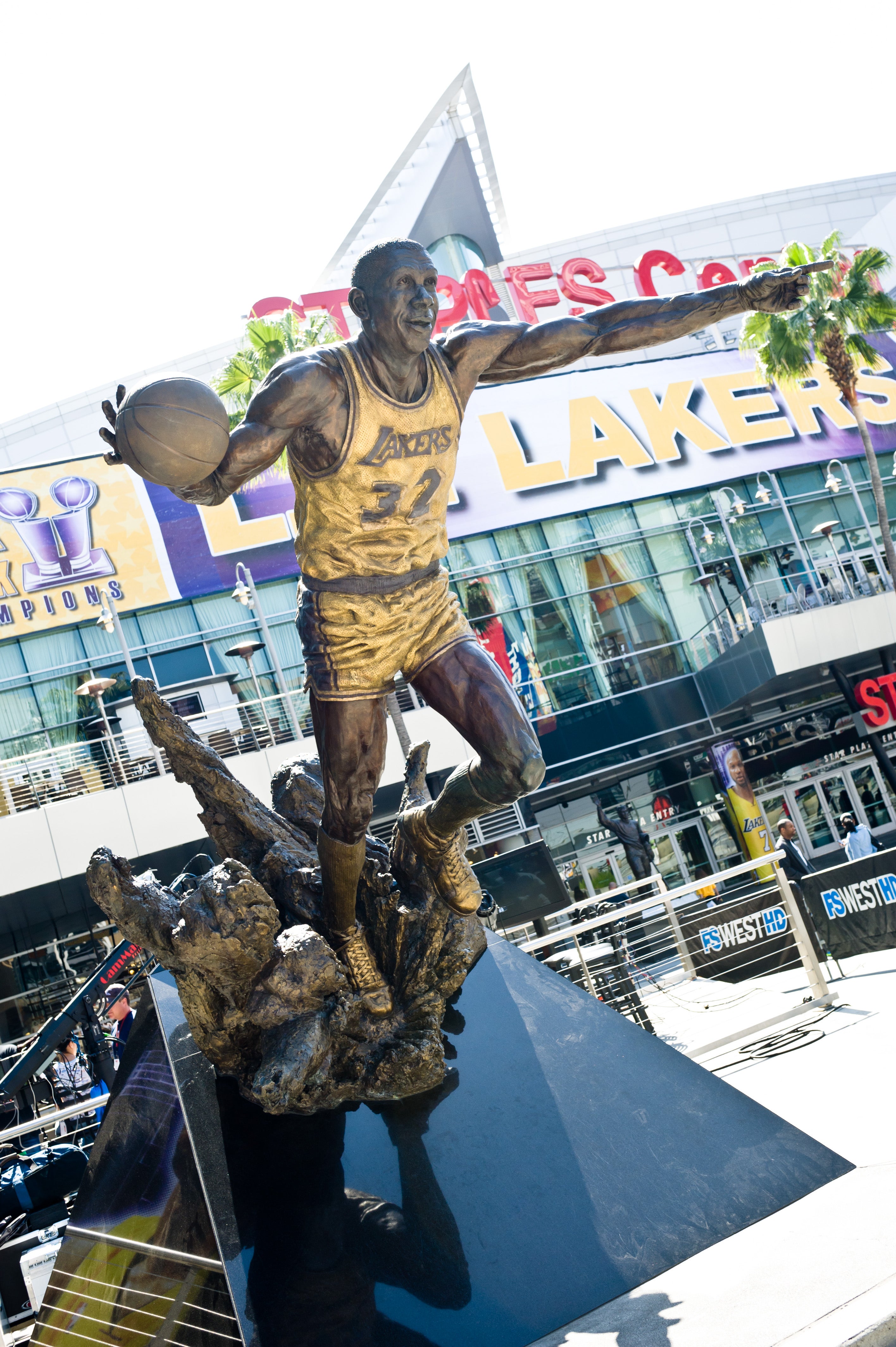 Magic Johnson’s statue outside the Crypto.com Arena