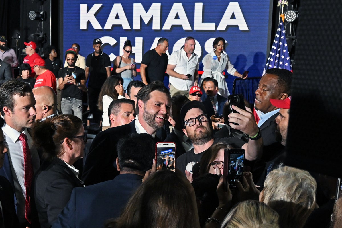 JD Vance roasted for embarrassing rally gaffe where he appeared to campaign for Harris