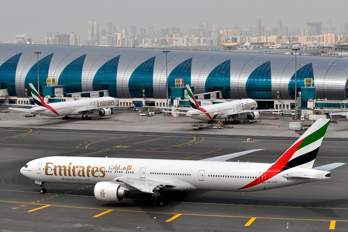 «Emirates» sərnişinlərinə enerji banklarından istifadə qadağası - yanğın və partlayış riski!