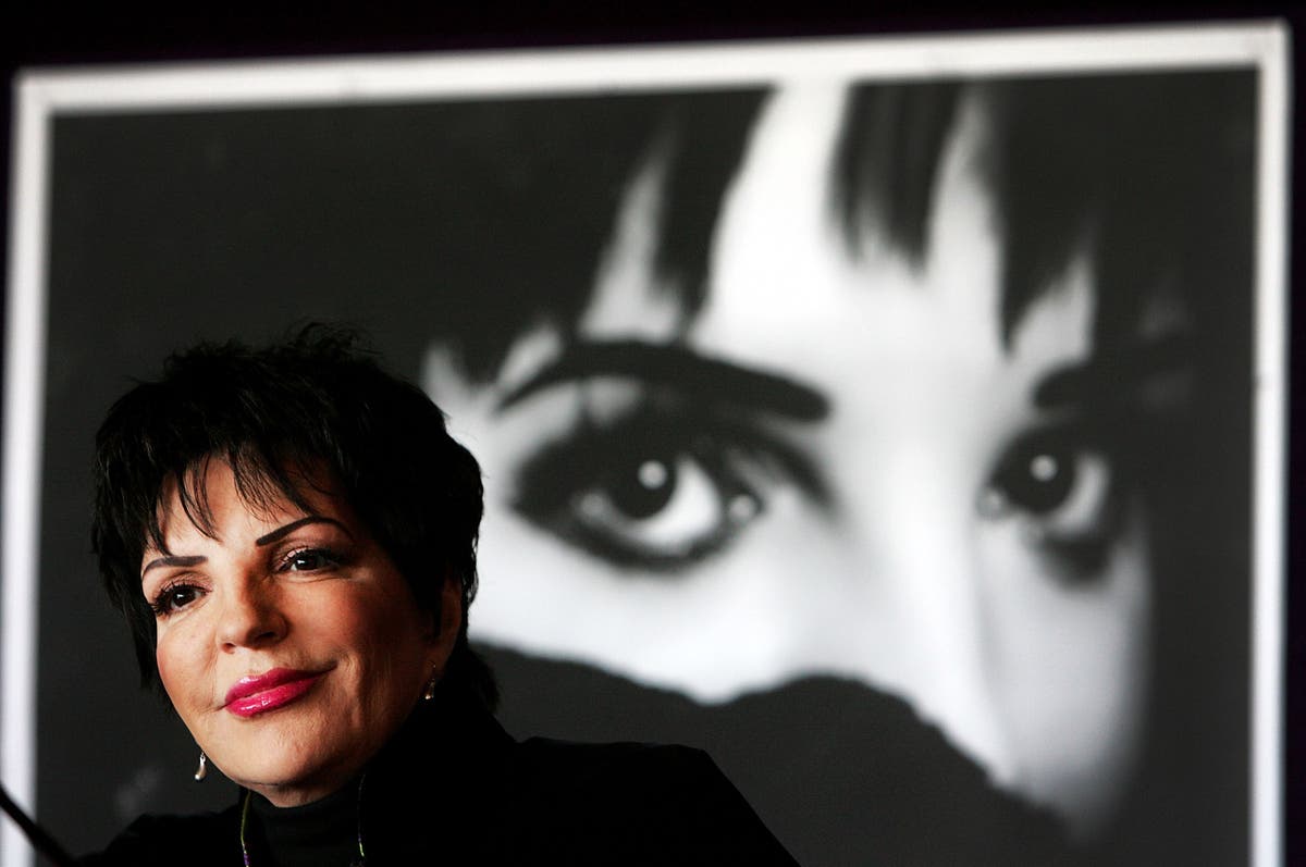 Liza Minnelli to publish memoir on her life after documentaries &lsquo;didn&rsquo;t get it right&rsquo;
