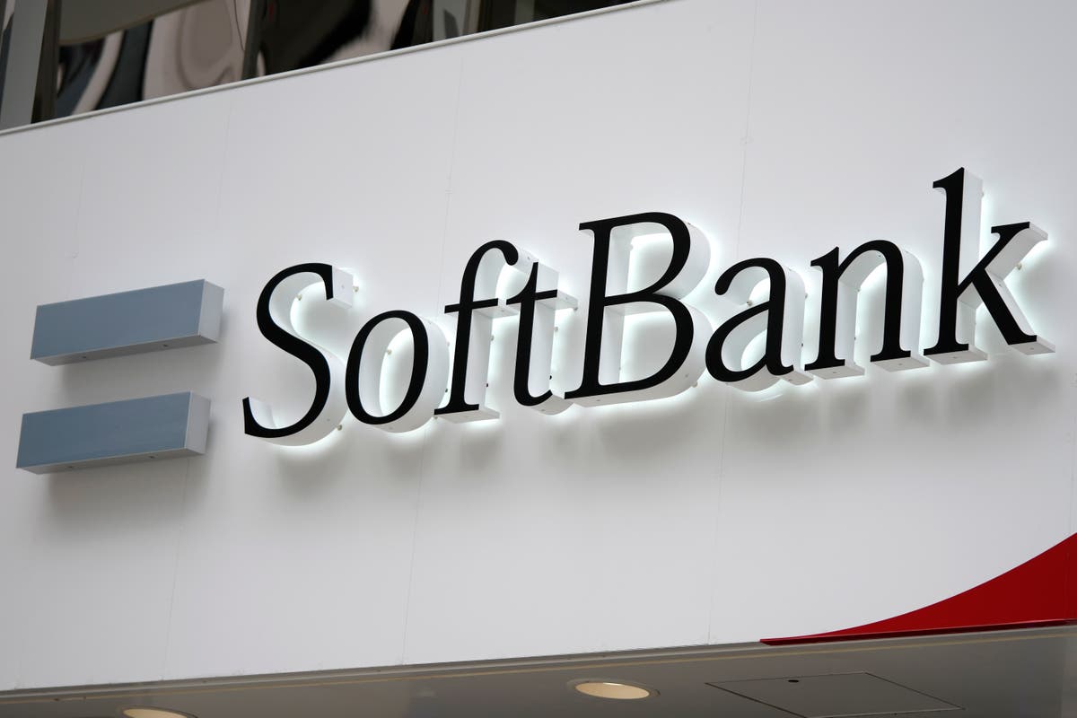 Japan's SoftBank reduces its investment losses with gains in Alibaba and other holdings