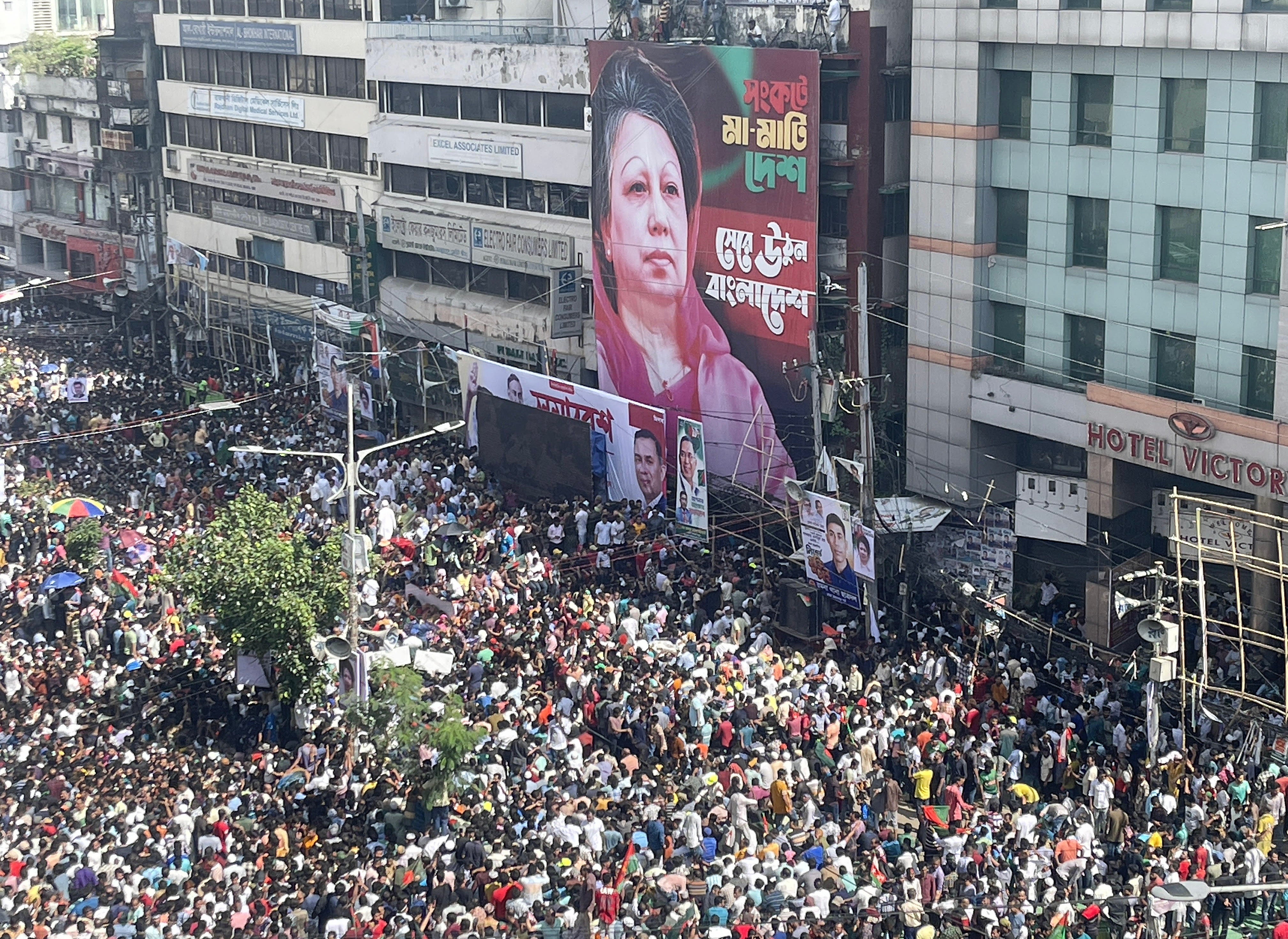 Supporters of Bangladesh Nationalist Party (BNP) gather to attend a mass rally