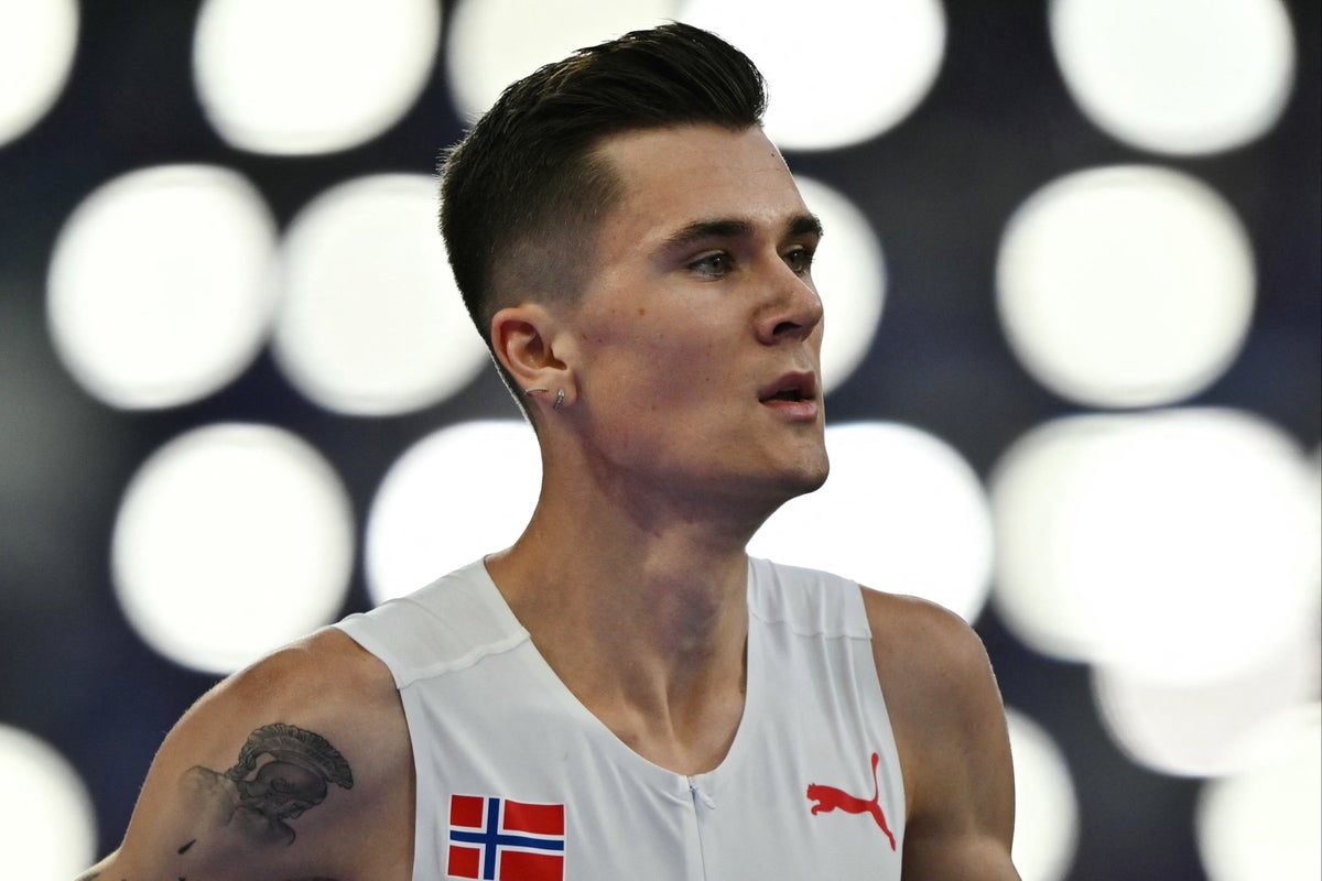 Jakob Ingebrigtsen made the same 1500m mistake three times – only one choice remains