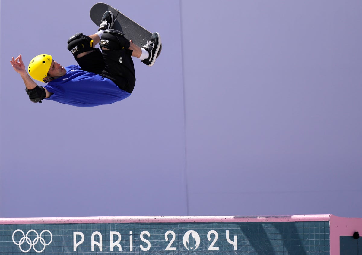 Older guys Macdonald and Oberholzer set a gold standard for skateboarding fun at the Paris Olympics