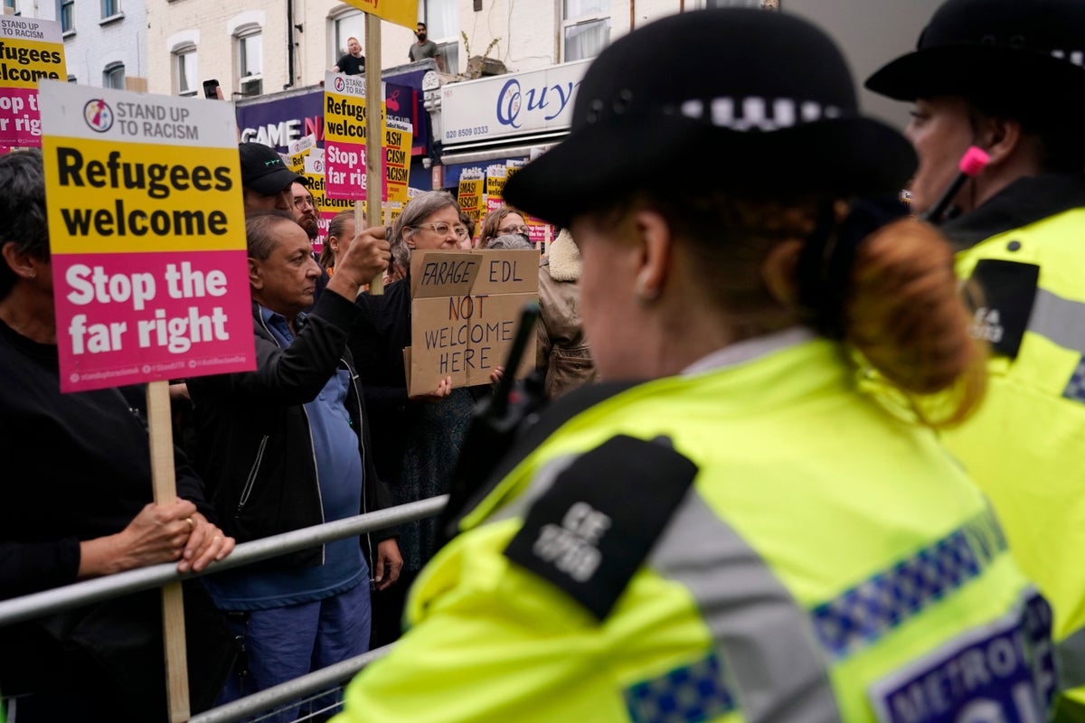 UK police prepare for more unrest amid fears that anti-immigration groups have a list of targets