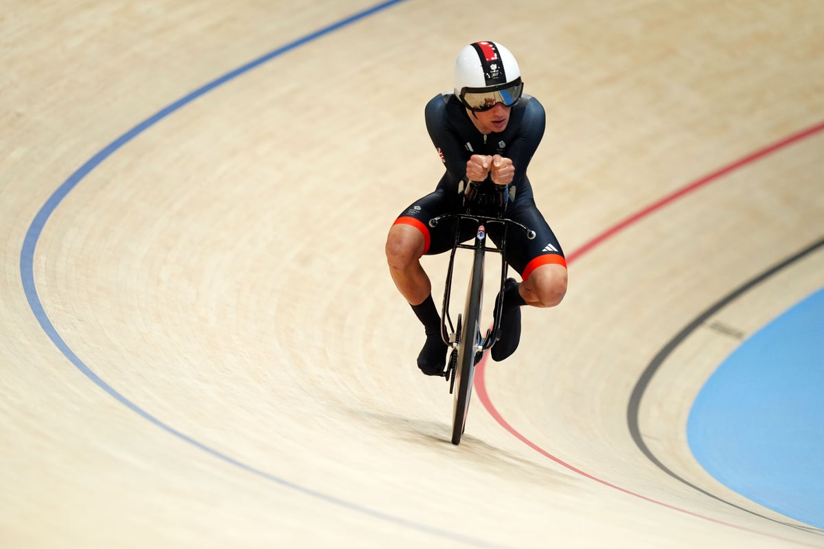 Gold hopes dashed after dramatic last lap in men’s team pursuit