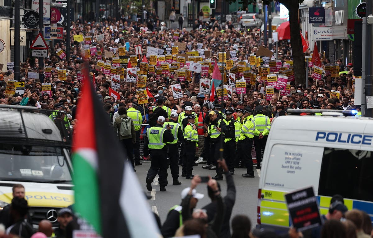 The day Britain fought back: public praised for anti-racism gatherings that shut down far-right riots