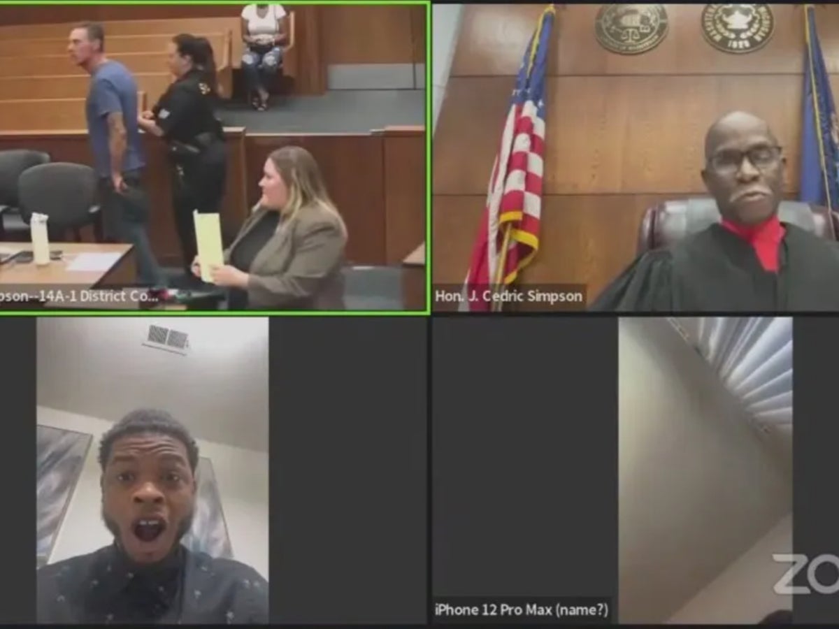 Trespassing court hearing descends into chaos with defendant launching expletives at judge