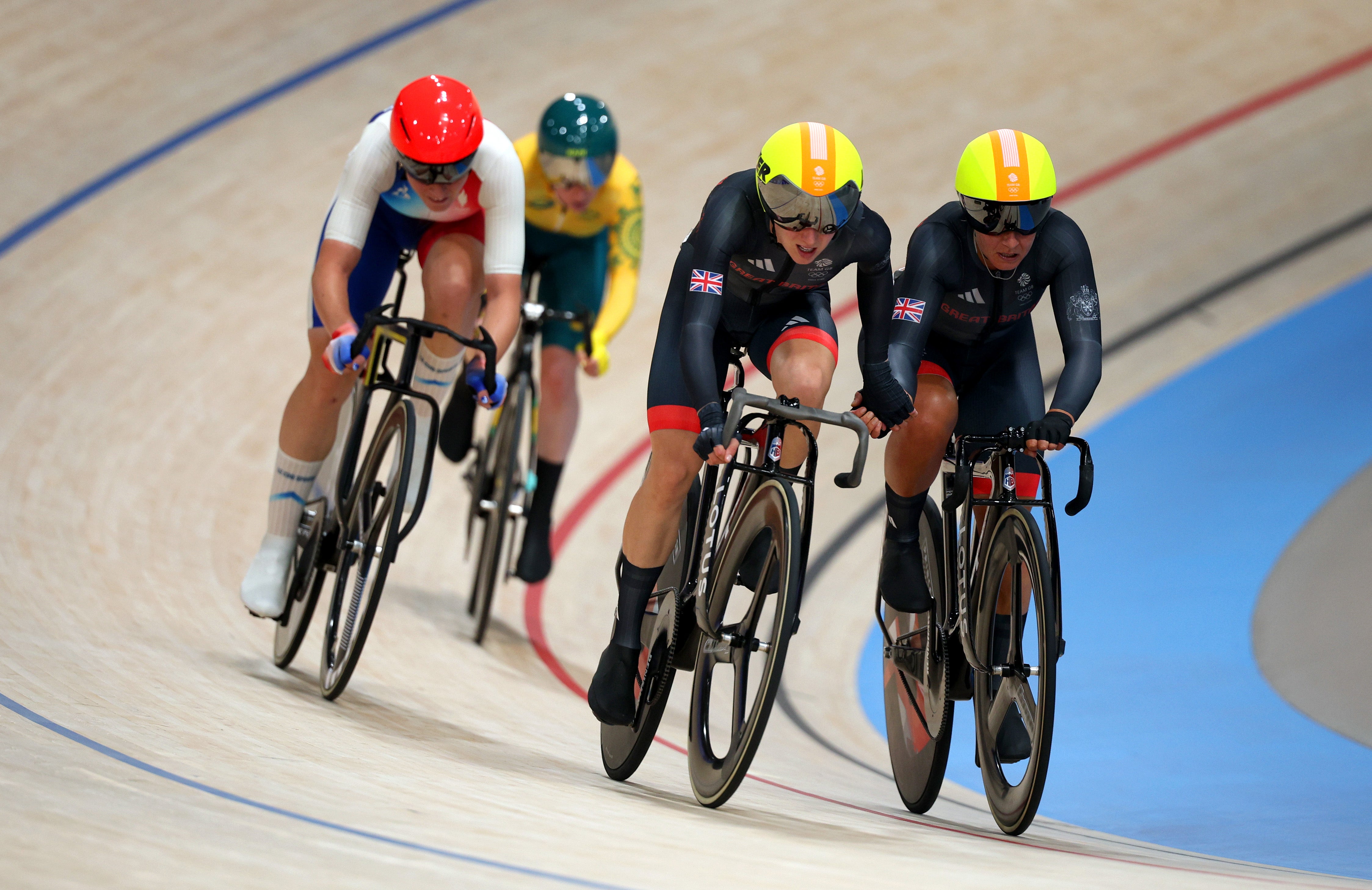 Neah Evans and Elinor Barker navigate chaotic madison to claim sprint finish silver The Independent